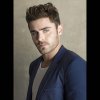 HUGO_20160728_JR_ZacEfron_0_900_900_80_c1.jpg